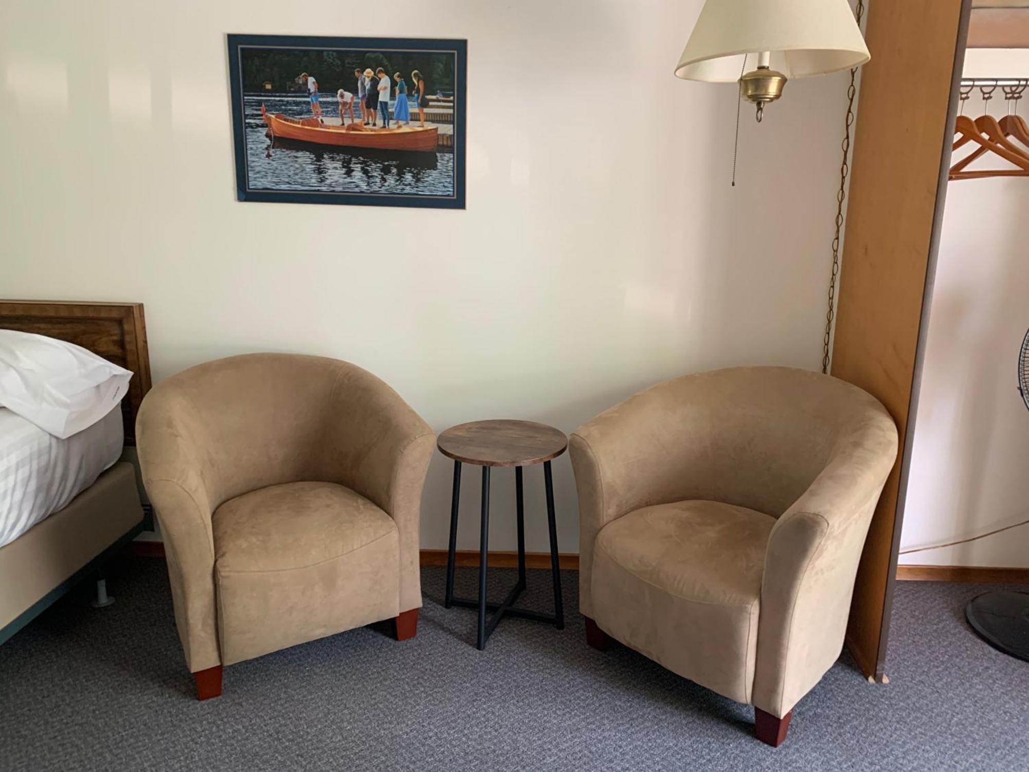 Colonial Bay Motel And Cottages Huntsville Luaran gambar